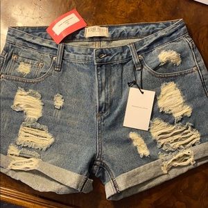 Large, Denim distressed shorts